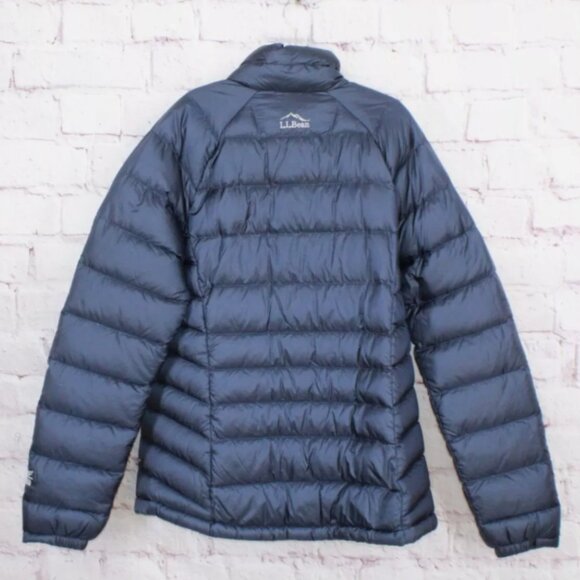 NEW L.L. Bean Women's Ultralight 850 Down Hooded Jacket - Picture 9 of 9